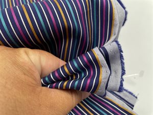 Skjorte poplin - stribet i totalt lækre toner